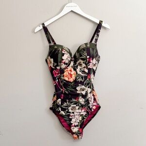 MILÉA Women’s Green Multi Floral Underwire One Piece Shirred Swimsuit Size 6 US